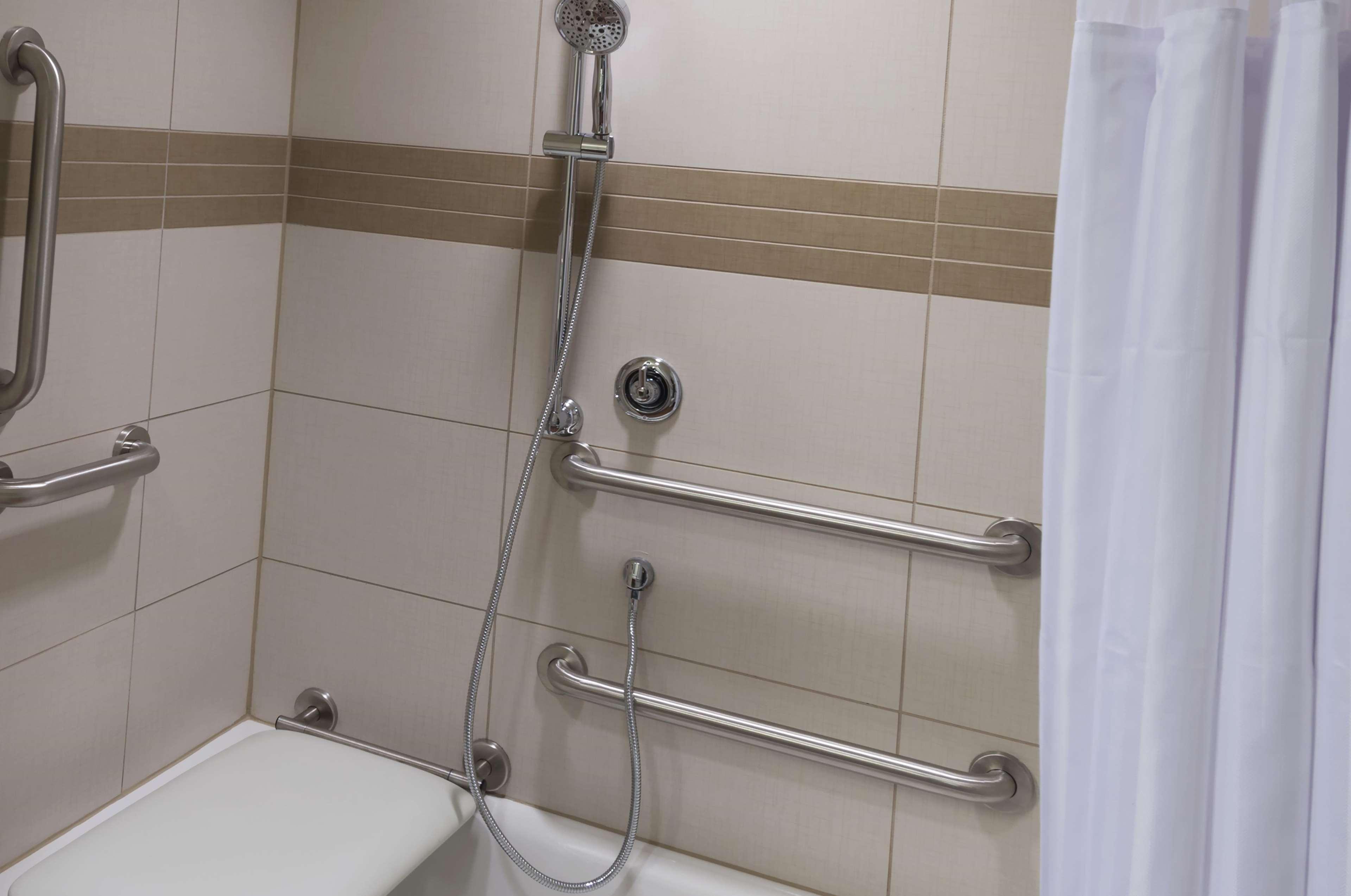 Hilton Garden Inn Alexandria Old Town National Harbor Ngoại thất bức ảnh