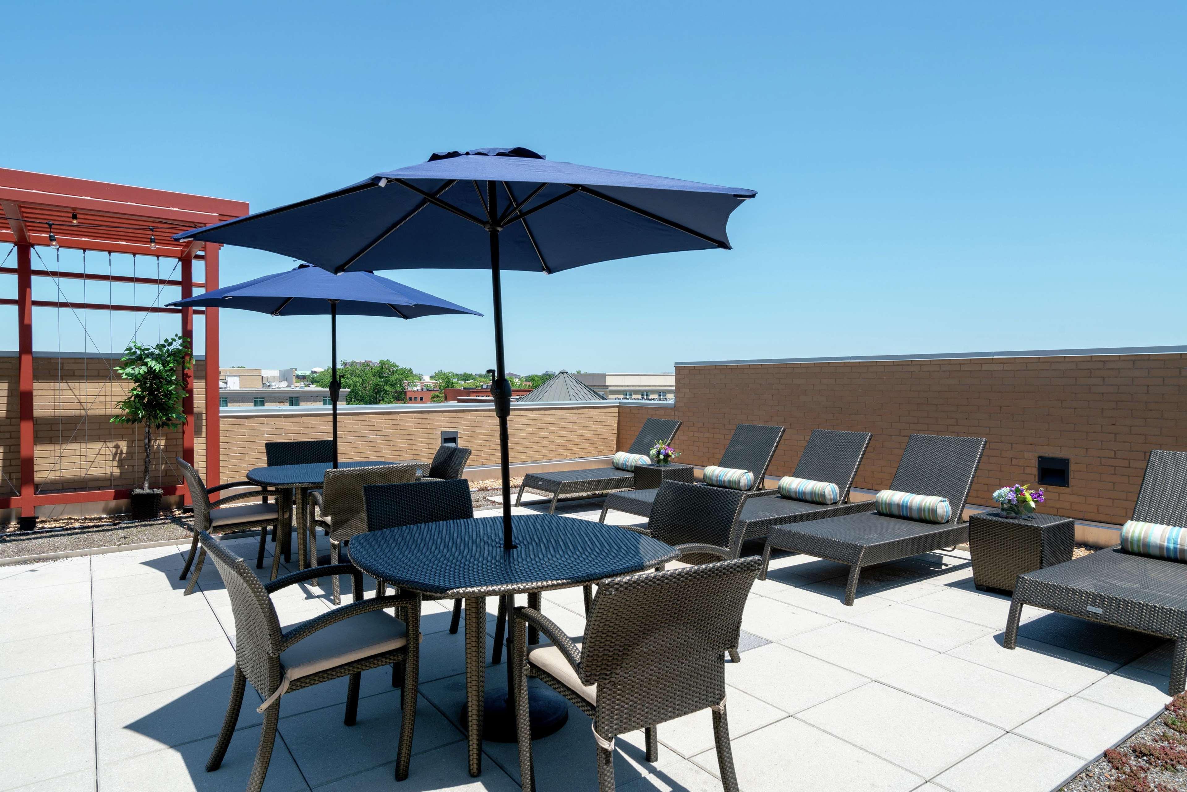Hilton Garden Inn Alexandria Old Town National Harbor Ngoại thất bức ảnh