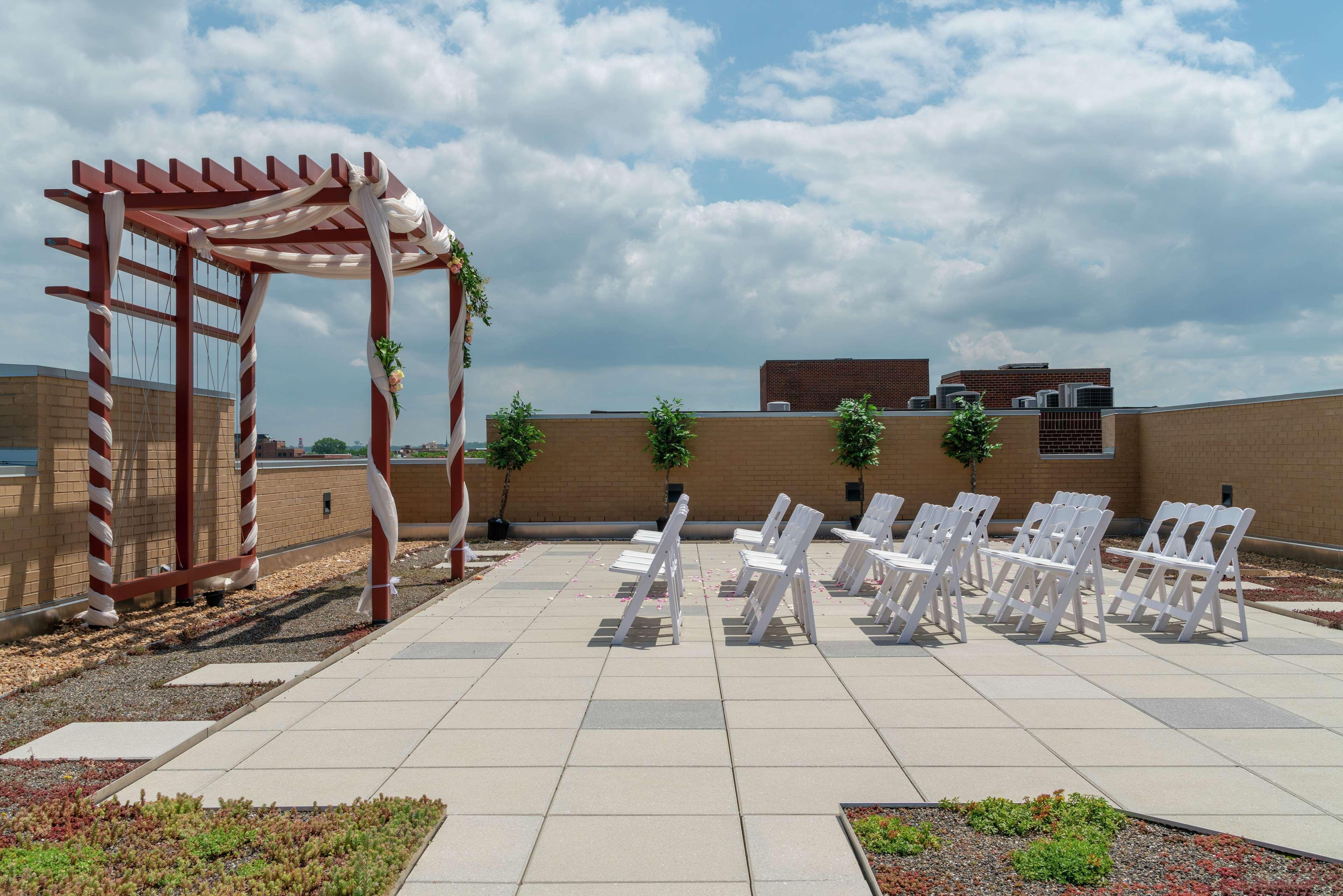 Hilton Garden Inn Alexandria Old Town National Harbor Ngoại thất bức ảnh